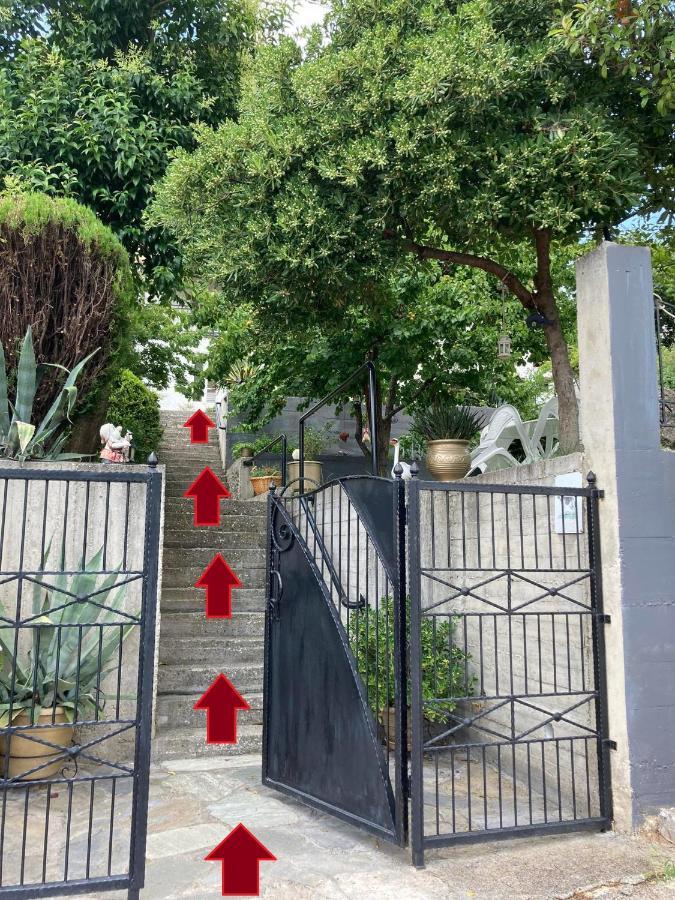Sotiris Idyllic Garden House Villa กาลัมปากา ภายนอก รูปภาพ