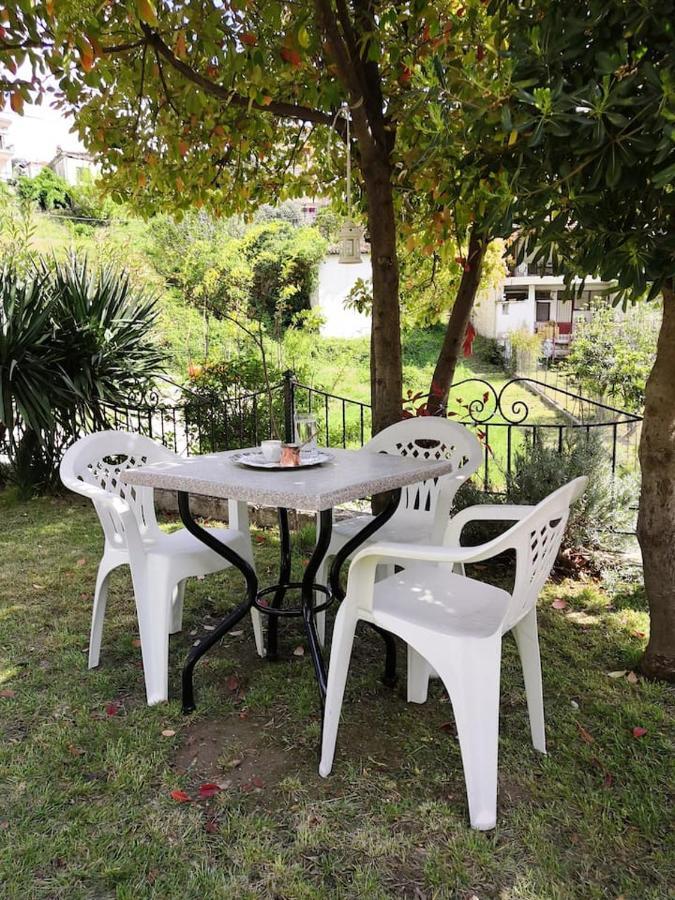 Sotiris Idyllic Garden House Villa กาลัมปากา ภายนอก รูปภาพ
